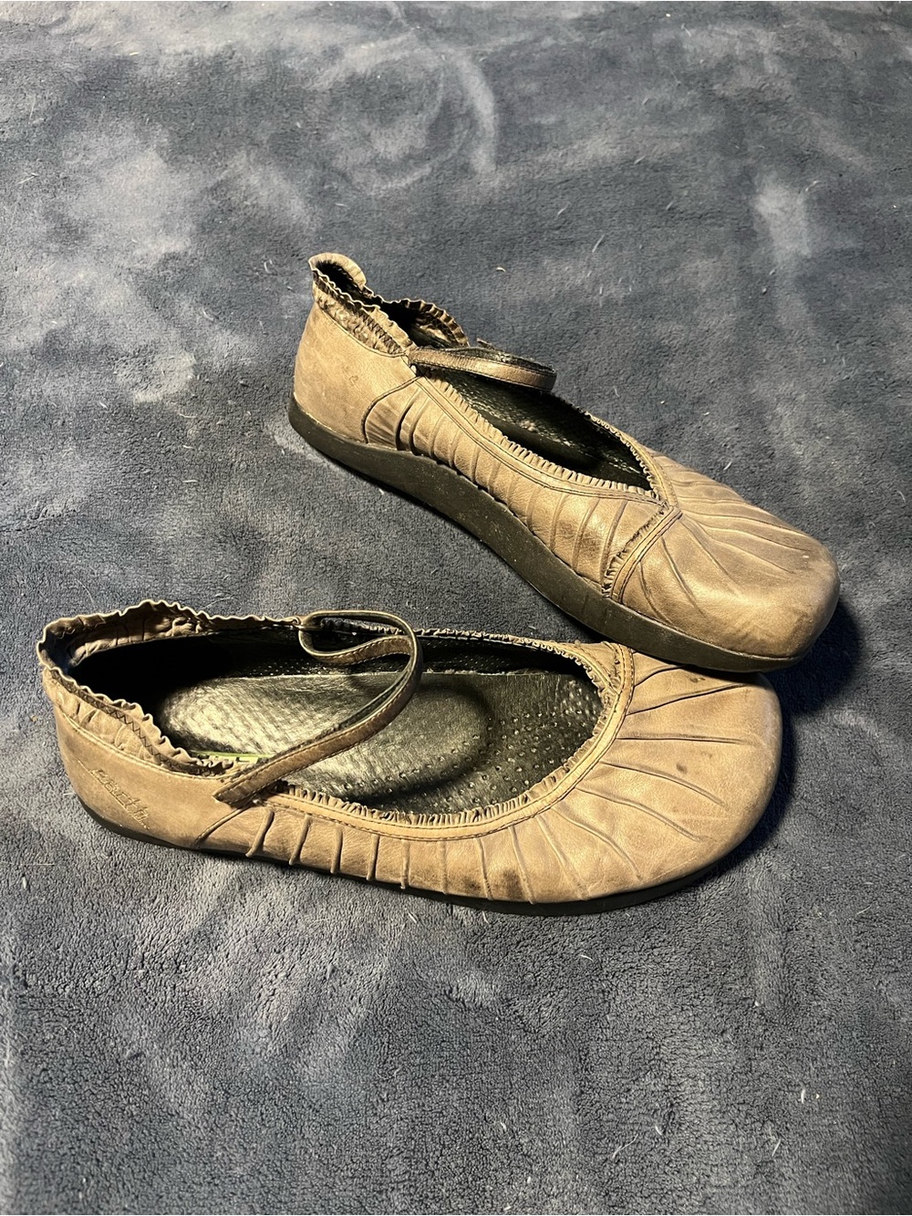 Earth Grey Mary Jane Pleated Comfort Flats